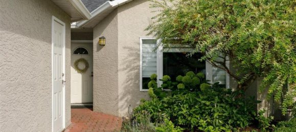 2 Schlafzimmer Haus in British Columbia, Canada, Nr. 1312 2