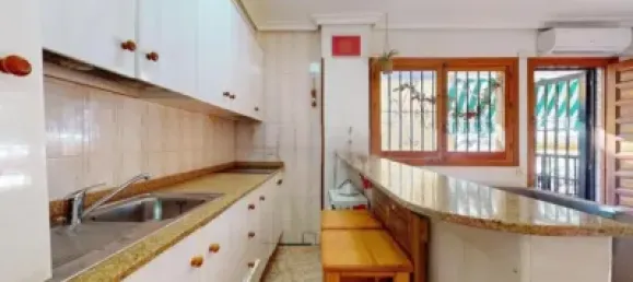 2 bedrooms Apartment in Toledo, Spain No. 190438 6