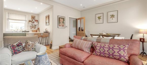 2 bedrooms Maisonette in London, United Kingdom No. 12700 5