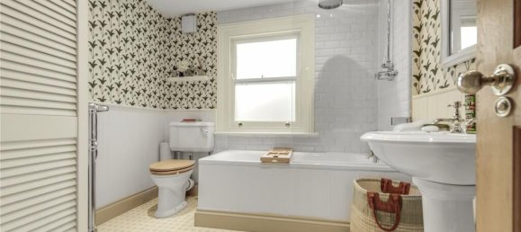 2 bedrooms Maisonette in London, United Kingdom No. 12700 9