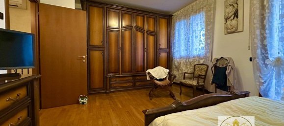 3 bedrooms House in Ospedaletto Euganeo, Italy No. 178045 17