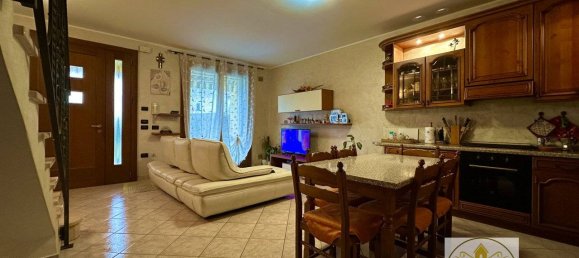 3 bedrooms House in Ospedaletto Euganeo, Italy No. 178045 8