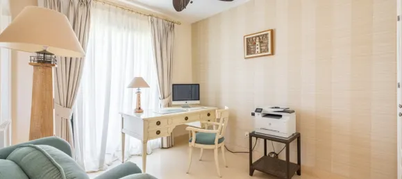 4 bedrooms Penthouse in Malaga, Spain No. 122047 17