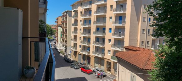 3 rooms Apartment in Trieste, Italy No. 297464 9