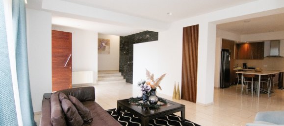 6 غرف نوم فيلا في Deryneia, Cyprus رقم 22917 10