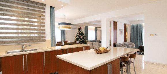 6 غرف نوم فيلا في Deryneia, Cyprus رقم 22917 13