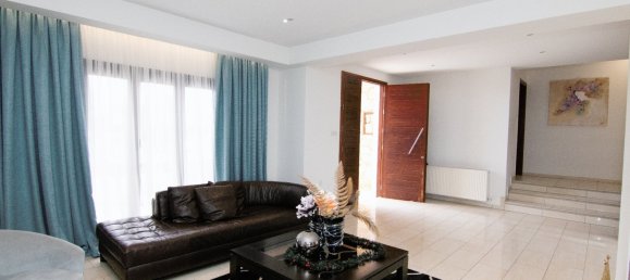 6 غرف نوم فيلا في Deryneia, Cyprus رقم 22917 16