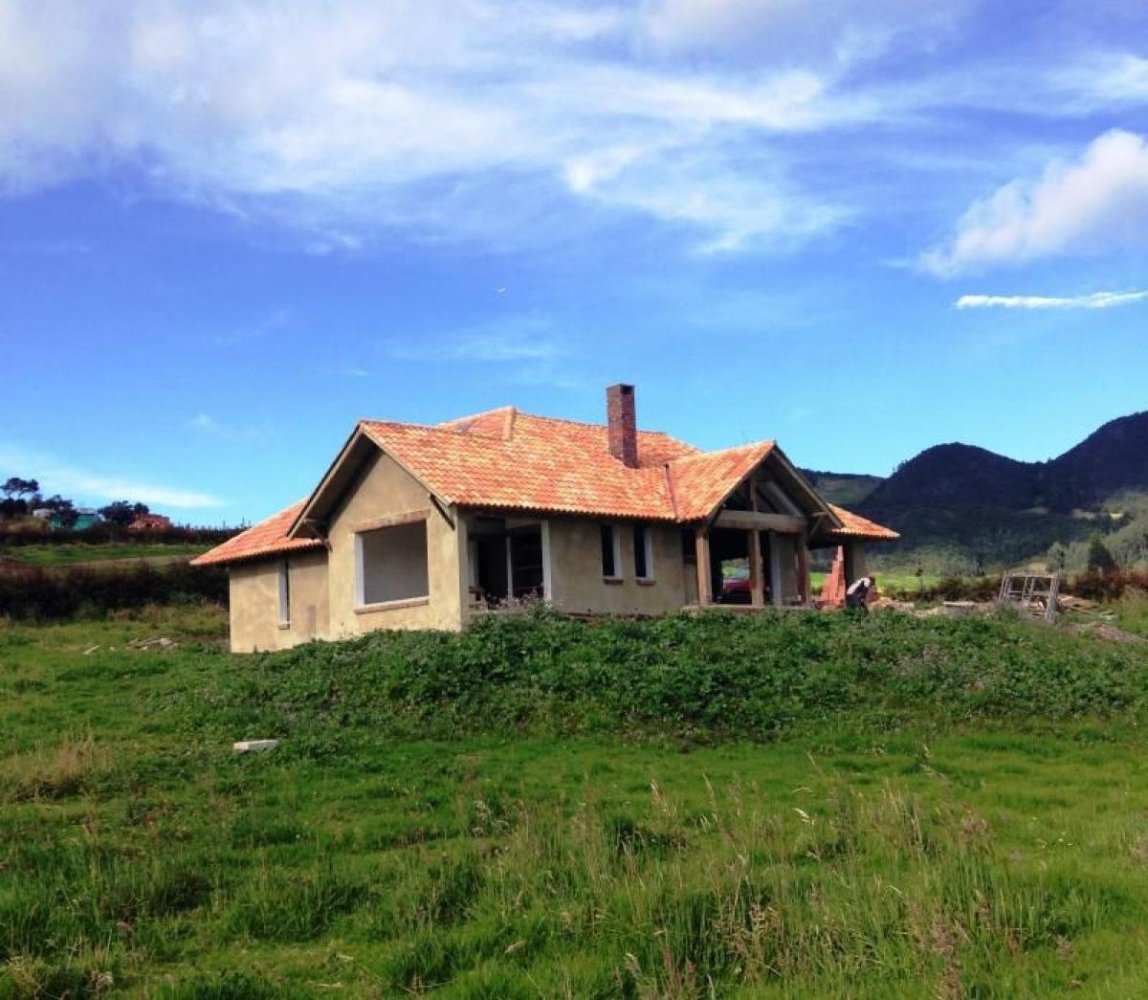 2 bedrooms House in Cundinamarca, Colombia No. 4362