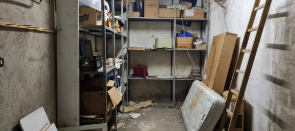 100m² Garage in Quarto, Italy No. 171251 6