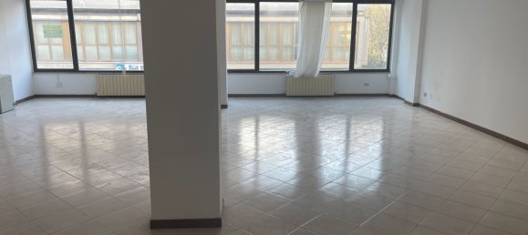 Oficina en Cascina, Italy 100 m² No. 206789 4
