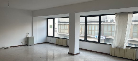 Oficina en Cascina, Italy 100 m² No. 206789 19