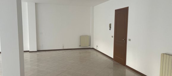 Oficina en Cascina, Italy 100 m² No. 206789 12