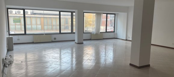 Oficina en Cascina, Italy 100 m² No. 206789 7