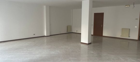 Oficina en Cascina, Italy 100 m² No. 206789 13