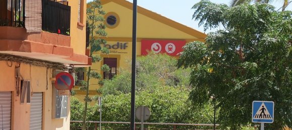 Коммерческая недвижимость 286м² в Сагунто, Испания № 137184 2