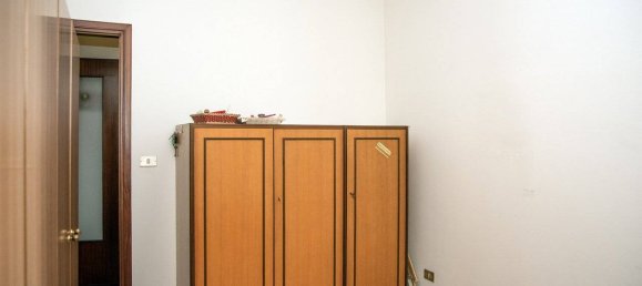 3 bedrooms Apartment in Verona, Italy No. 289525 21