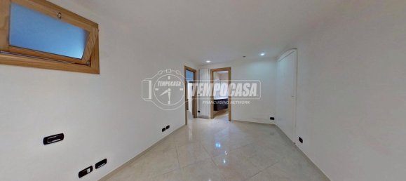 3-salle Maison à Triggiano, Italy No. 378200 2