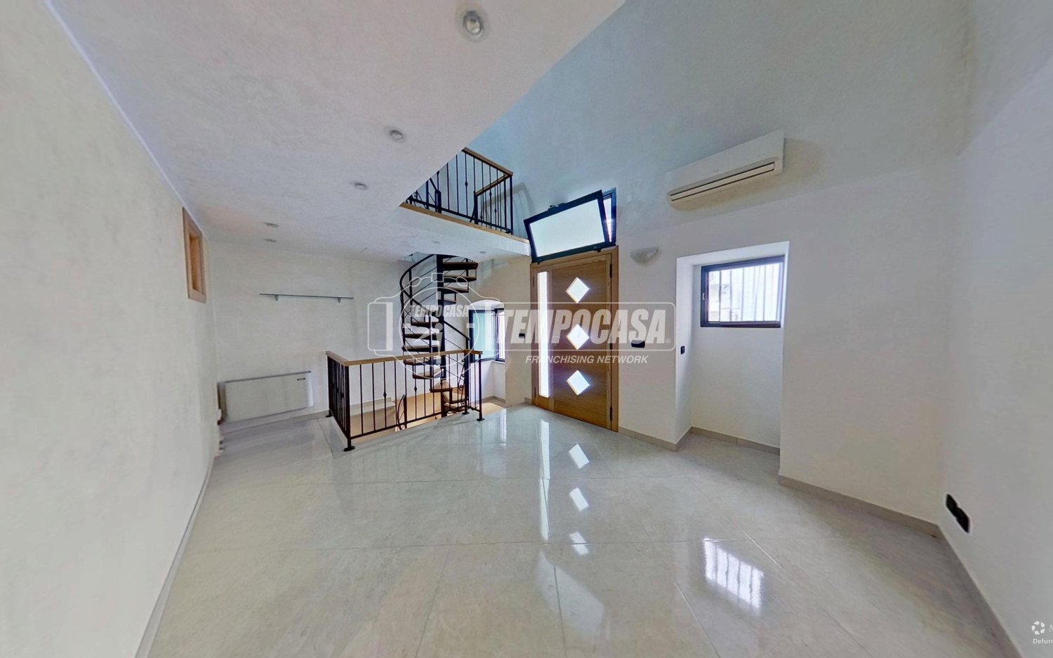 3-salle Maison à Triggiano, Italy No. 378200