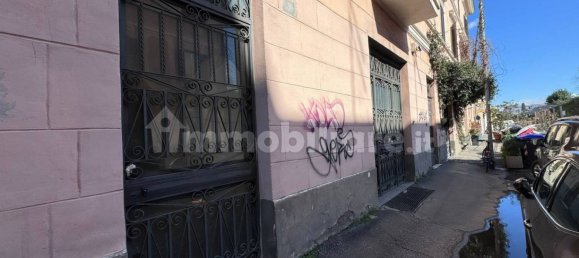 Коммерческая недвижимость с 4 комнатами в Рим, Италия № 152872 15