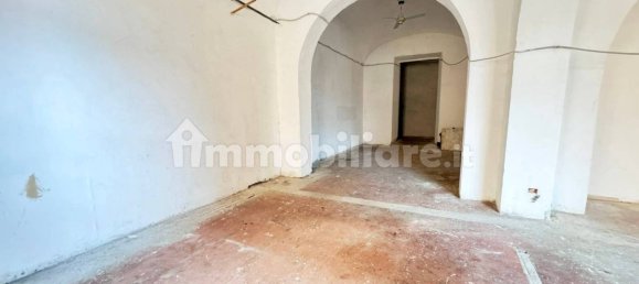 Коммерческая недвижимость с 4 комнатами в Рим, Италия № 152872 4