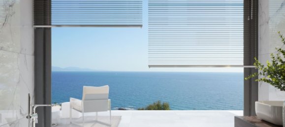 5 bedrooms Villa in Castillo de la Duquesa, Spain No. 284436 2