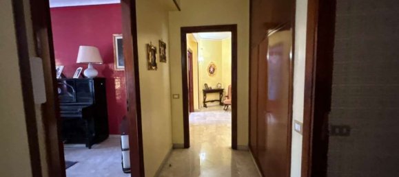 5-Zimmer Wohnung in Palermo, Italy, Nr. 49975 8