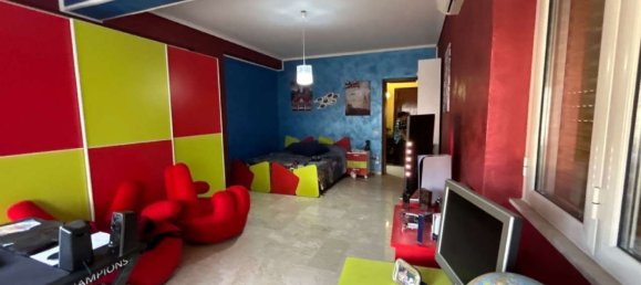 5-Zimmer Wohnung in Palermo, Italy, Nr. 49975 12