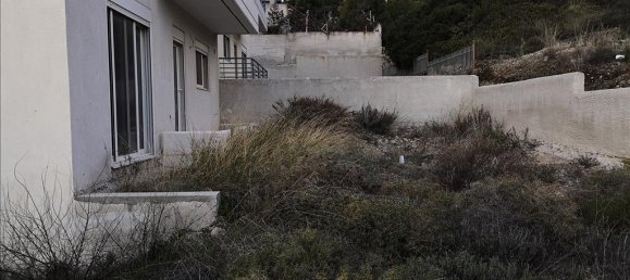 3 bedrooms Property in Kalyvia Thorikou, Greece No. 4315 2