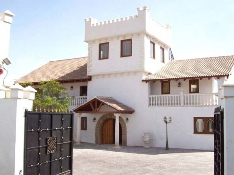 Villa de 7 dormitorios en Alhaurín el Grande, Spain No. 274258