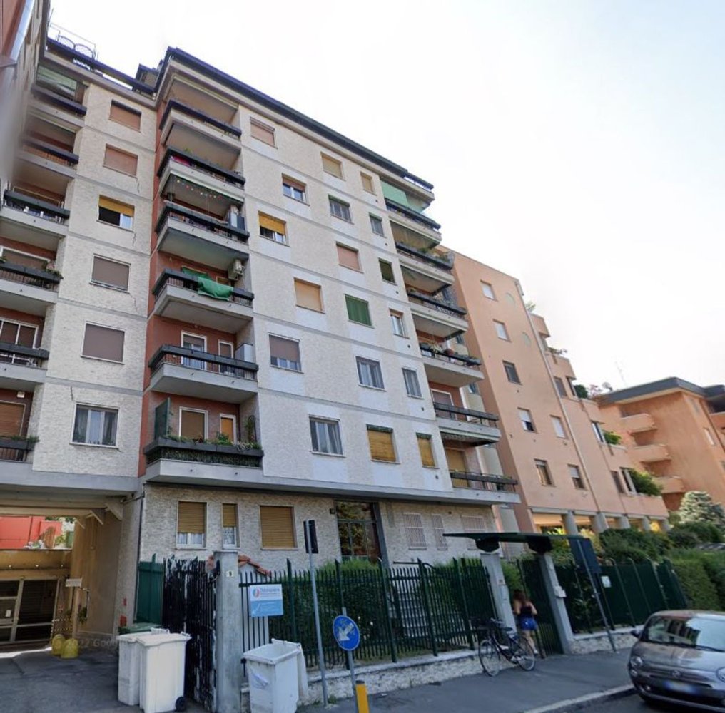 Apartamento de 3 divisões em Bollate, Italy N.º 59936