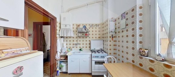 3غرفة شقة في Monza, Italy رقم 29967 63