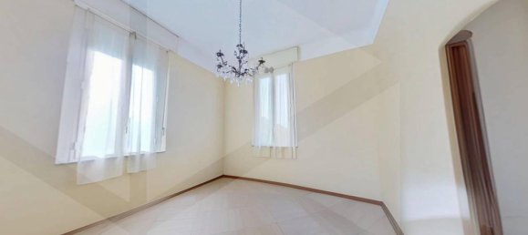 3غرفة شقة في Monza, Italy رقم 29967 5