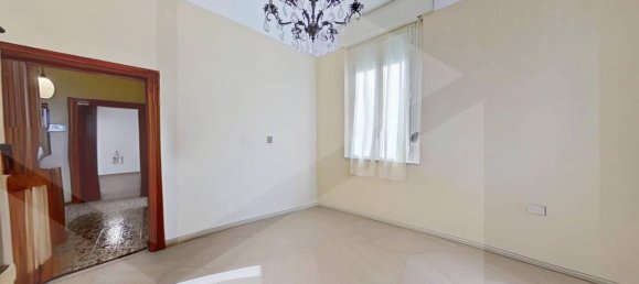 3غرفة شقة في Monza, Italy رقم 29967 17