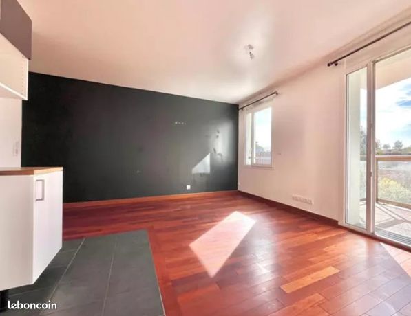 Квартира с 1 спальней в Исси-ле-Мулино, Франция № 311387