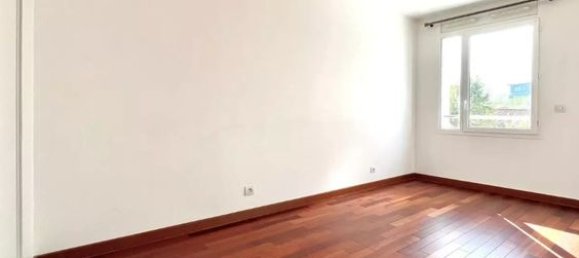 Квартира с 1 спальней в Исси-ле-Мулино, Франция № 311387 8