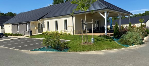 1 Schlafzimmer Schlösser in Bourges, France, Nr. 86708 7