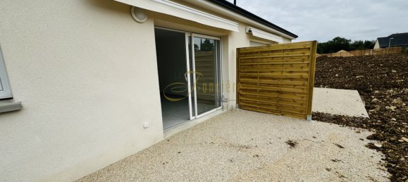 1 Schlafzimmer Schlösser in Bourges, France, Nr. 86708 3