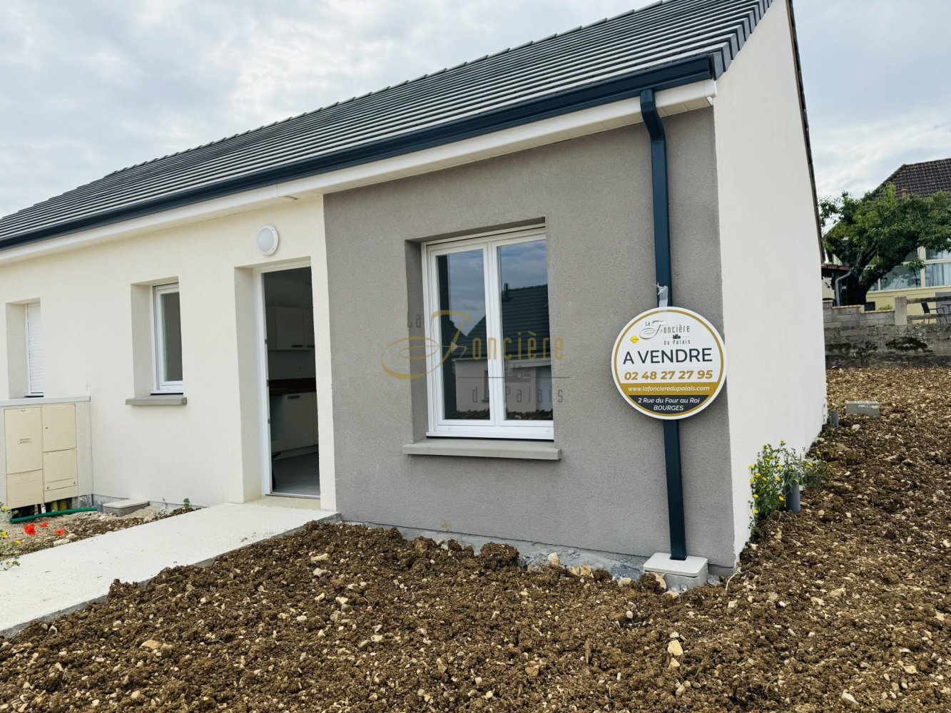 1 Schlafzimmer Schlösser in Bourges, France, Nr. 86708