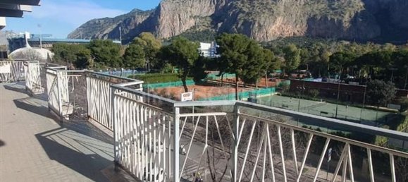 6-salle Appartement à Palermo, Italy No. 172509 8