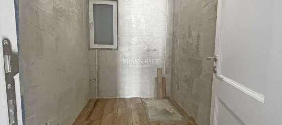 3 bedrooms Apartment in Gudja, Malta No. 8126 5