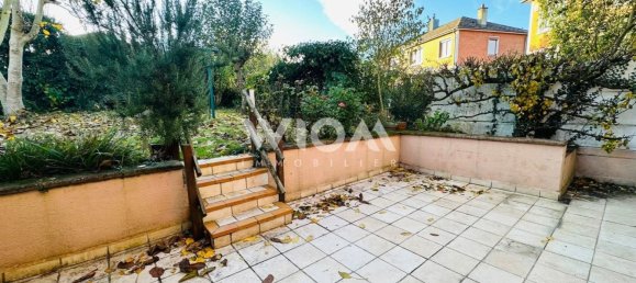 3 bedrooms House in Arras, France No. 56474 18