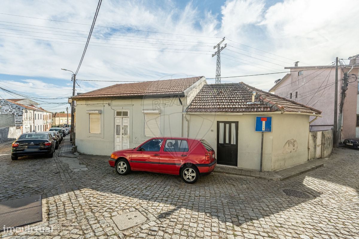 5 bedrooms House in Maia, Portugal No. 176503