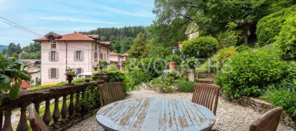 2 bedrooms Apartment in Varese, Italy No. 132692 7