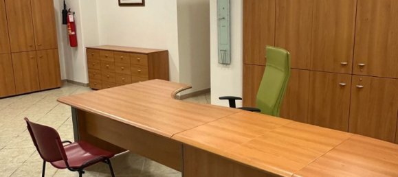 130m² Commercial property in Cagliari, Italy No. 257238 5