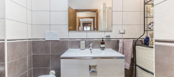 3غرفة شقة في Rome, Italy رقم 16031 19