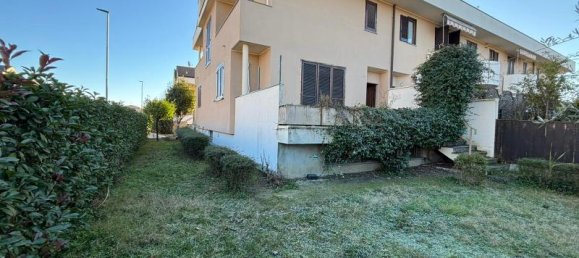 Villa de 4 divisões em Novara, Italy N.º 59172 2