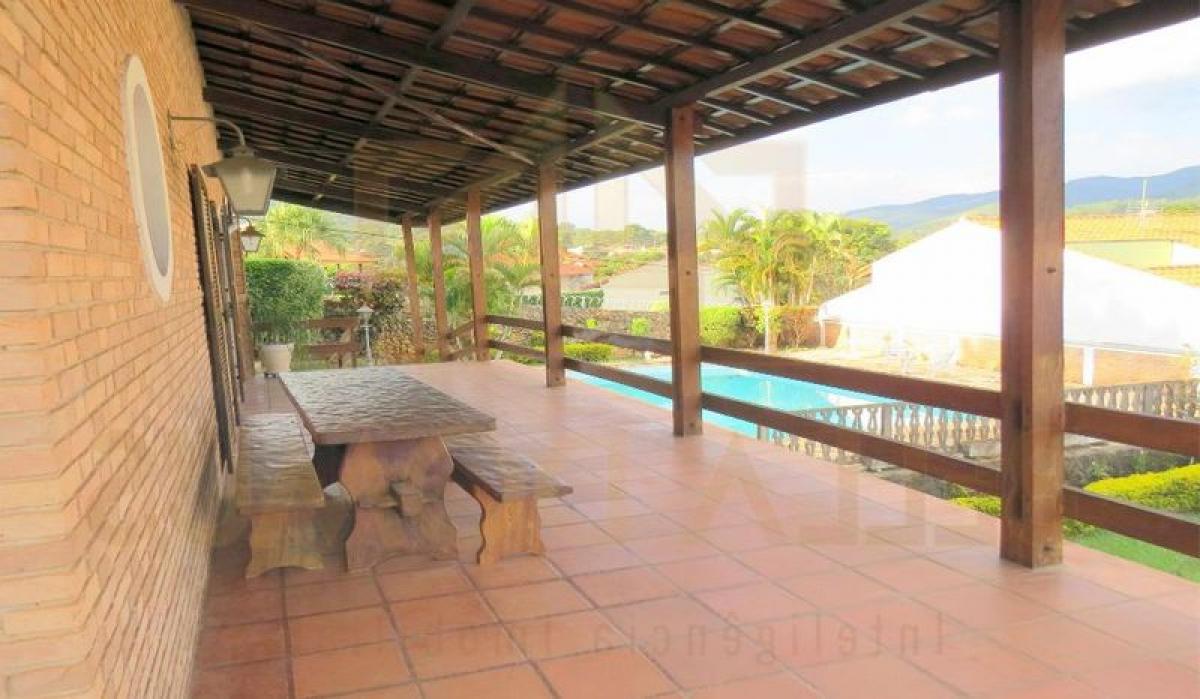 Casa de 5 dormitorios en Sao Paulo, Brazil No. 518376