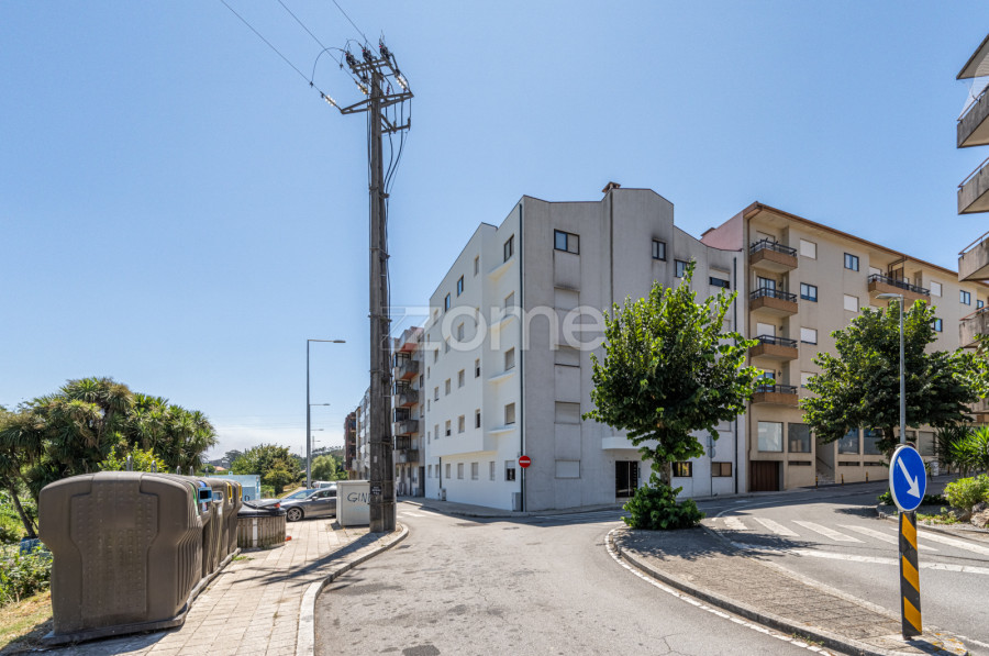 Квартира с 3 спальнями в Валонгу, Португалия № 217959