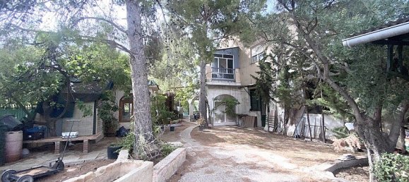 4 Schlafzimmer Haus in Alicante, Spain, Nr. 14386 13