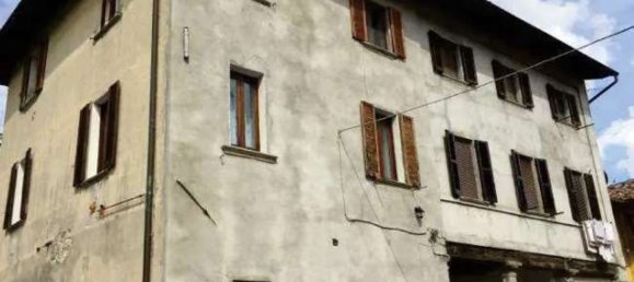 3غرفة شقة في Erba, Italy رقم 230011 4